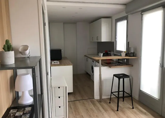 De Charme Sous Les Pins Au Calme Apartman