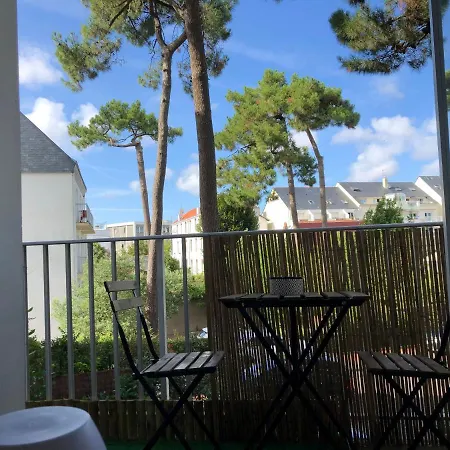 公寓 De Charme Sous Les Pins Au Calme La Baule